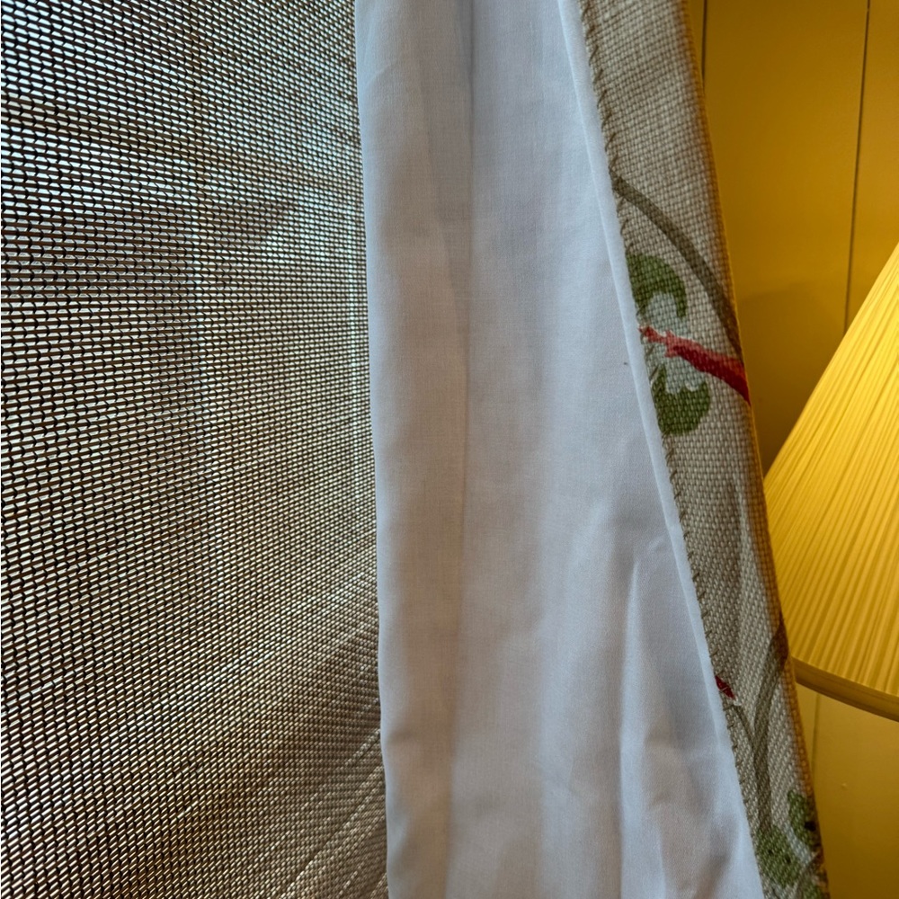 Custom drapes - Picture 3 of 3